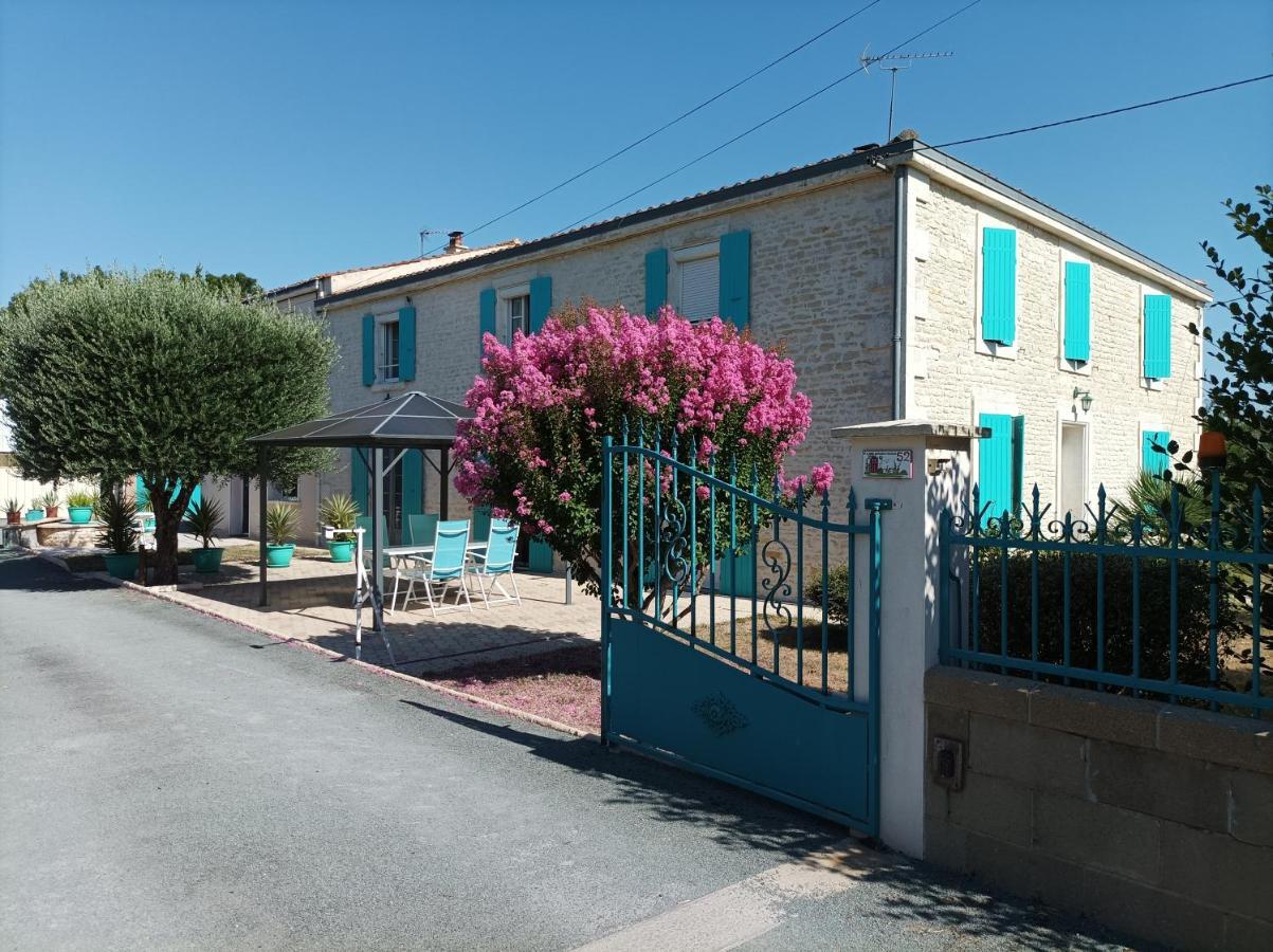 Logis De Lange Studio 2 P Saint-Hilaire-la-Palud ภายนอก รูปภาพ